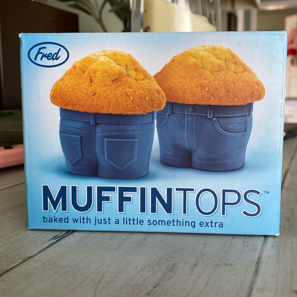 NewMuffin Tops Cupcake Molds Silicone Baking Cups By Fred Humorous 2013 Set of 4